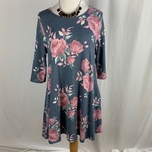 NWOT 3/4 Sleeve Scoop Neck Swing Dress